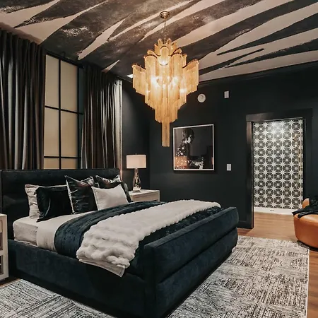 Holiday home Starr Piano - Highball And Bellamy - 8 Bedroom