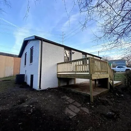 Let's Get Cozy In Nashville! Holiday home *