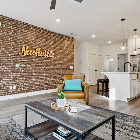 New Nash Modern Luxurious Space W Rooftop Views