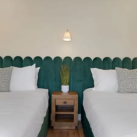 The Chestnut - Brand New Rooftop Skyline Views Holiday home Nashville