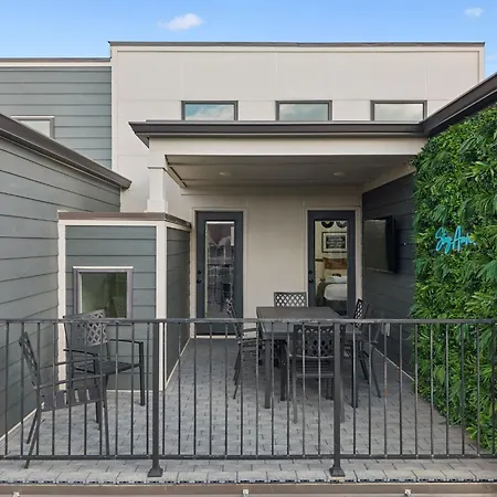 New Nash Modern Luxurious Space W Rooftop Views Nashville