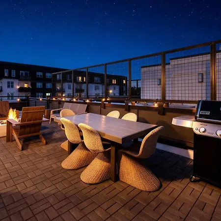 8br Rooftops With Hot Tub Fire Pit Skyline Views Nashville