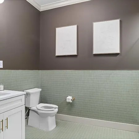 Holiday home Starr Piano - Highball And Bellamy - 8 Bedroom