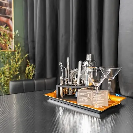 Martini Bar Speakeasy 10min To Broadway Apartment Nashville