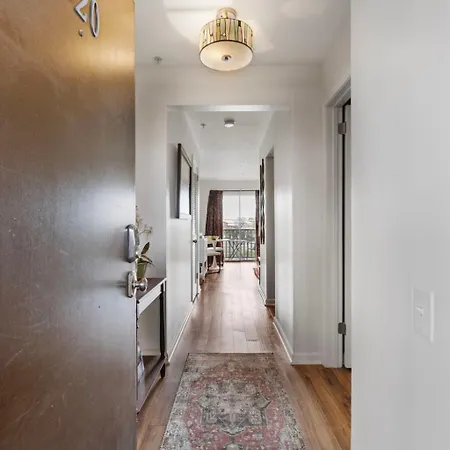 Apartment Downtown Riverfront Unit 820