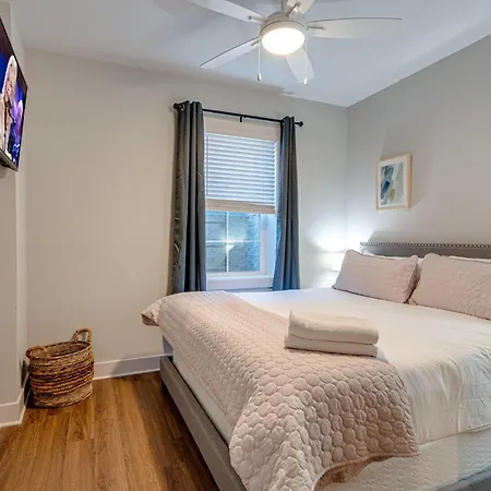 Mesmerize Melrose - 5 Mins To Broadway - Rooftop Deck Holiday home Nashville