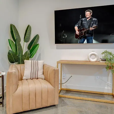 Lofts At 30th - Modern Escape - Mins To Broadway Holiday home Nashville