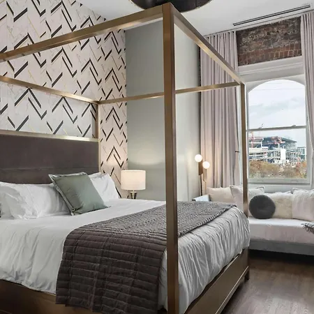 Holiday home French's Luxury - Steps From Broadway Nashville