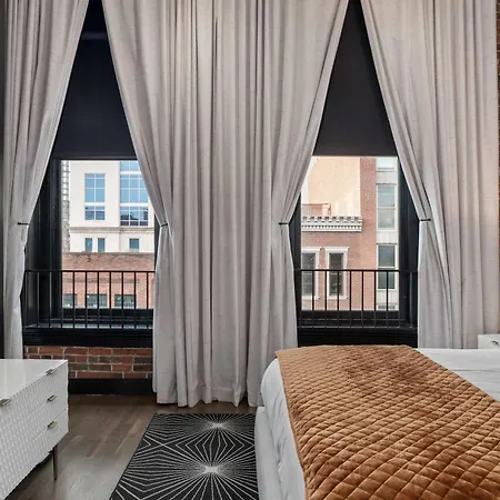 French's Luxury - Steps From Broadway Nashville