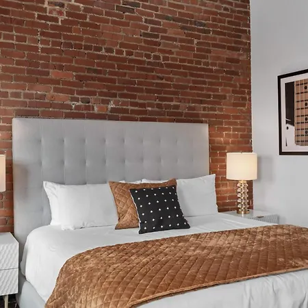 French's Luxury - Steps From Broadway Nashville