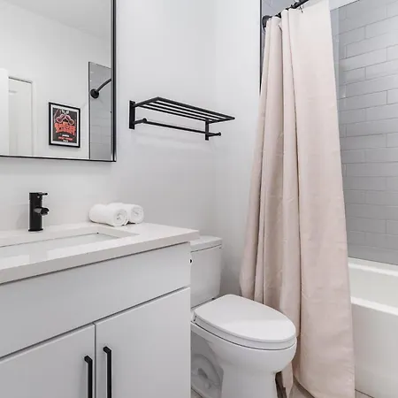 Painted Note - Rooftop Hot Tub - Mins To Broadway Holiday home Nashville