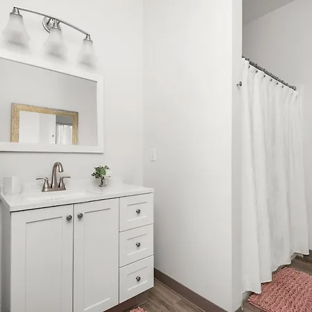 Apartment 8br Group - 5 Min To Downtown *