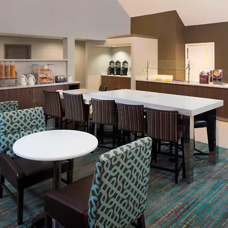 By Marriott Airport Hotel Nashville