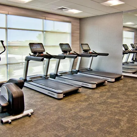 Fairfield & By Marriott Airport Hotel Nashville
