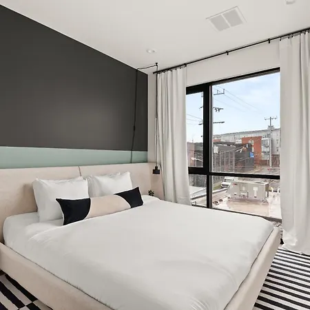 The Eighteen By Kasa Hotel