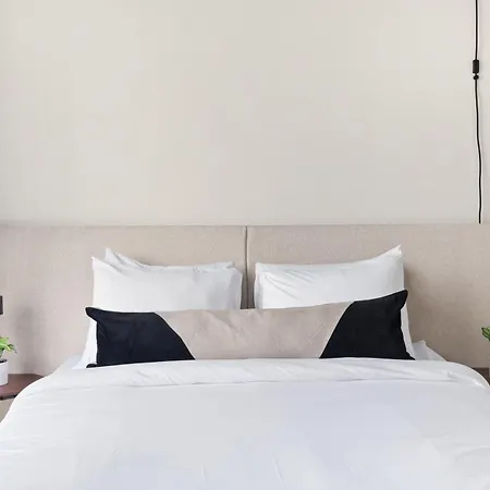 The Eighteen By Kasa Hotel