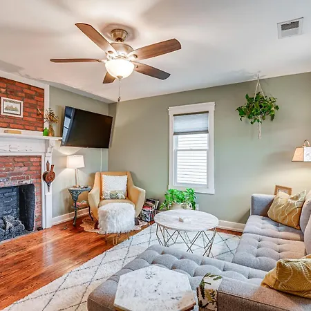 Holiday home Charming With Fire Pit, Indoor Sauna!