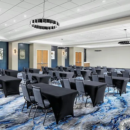 Hotel Fairfield By Marriott & Bellevue