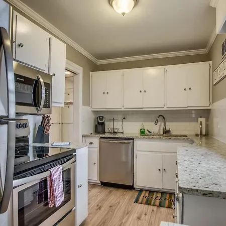 Holiday home The Emmy Lou By Local