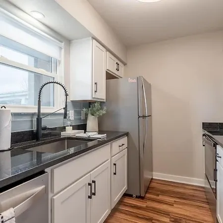 Holiday home The Shiloh By Local Nashville