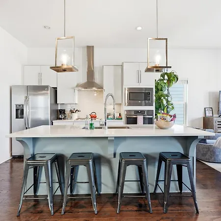 New Updates! Skyline Rooftopfirepitwalk To Gulch Holiday home Nashville