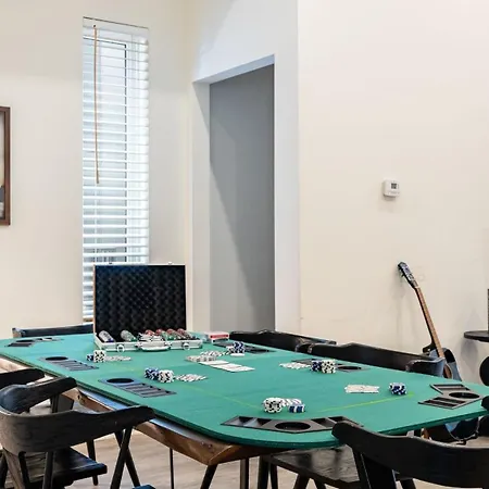 Outrider Buyout - 2 Units By Avantstay * Nashville