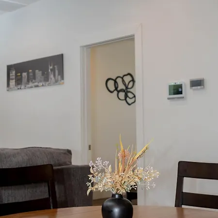 Broadway Breeze Escape Modern Nashville Comfort Holiday home Nashville