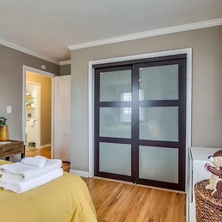 Holiday home The Emmy Lou By Local *