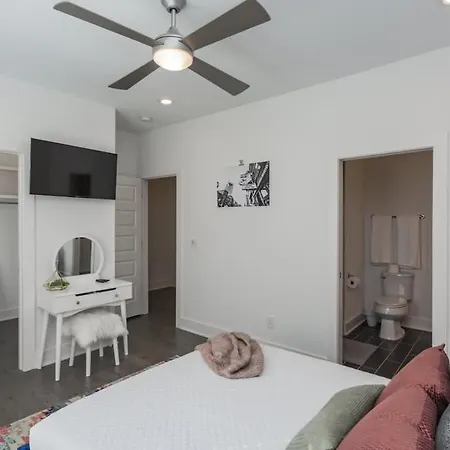 Music Retreat By Local * Nashville