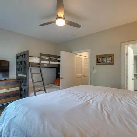 Holiday home Bless Your Heart By Local