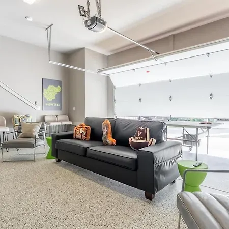 Holiday home The Onyx Opal By Local *
