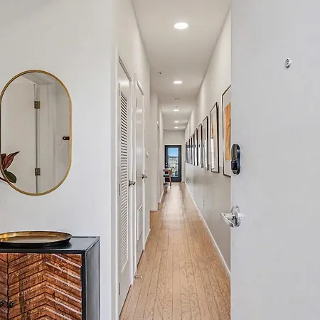 Modern 2 Bdr W River View Balcony Walk To Dt *
