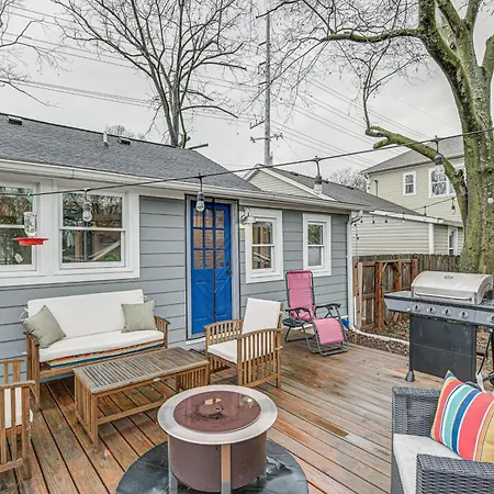 Holiday home Charming With Fire Pit, Indoor Sauna!