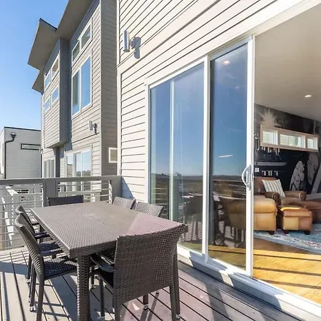 Holiday home Cashs By Local *