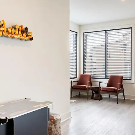 Outrider Buyout - 2 Units By Avantstay * Nashville