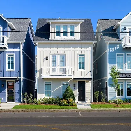 Sleeps 24 2 Homes Minutes To Downtownbroadway Faith Barbara By Avantstay * Nashville