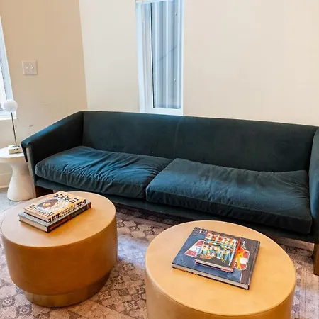 Holiday home Outrider Buyout - 2 Units By Avantstay Nashville