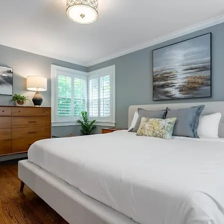 The Eloise By Local Holiday home Nashville
