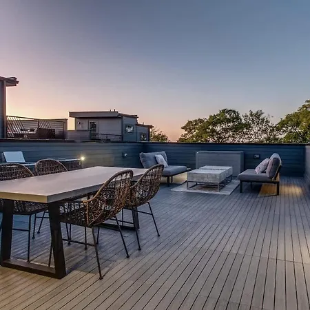 Holiday home The Rooftop Retreat By Local Nashville