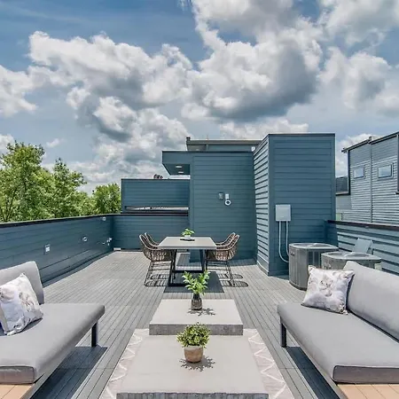 The Rooftop Retreat By Local