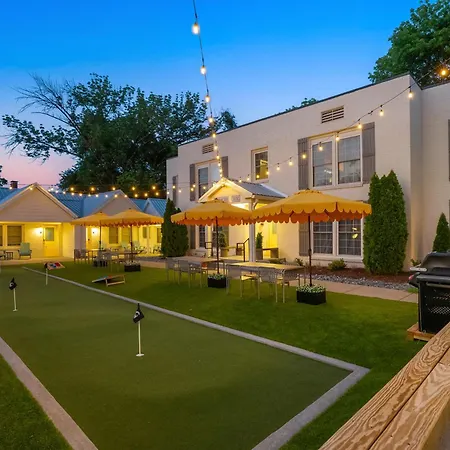 Harmony House Aparthotel