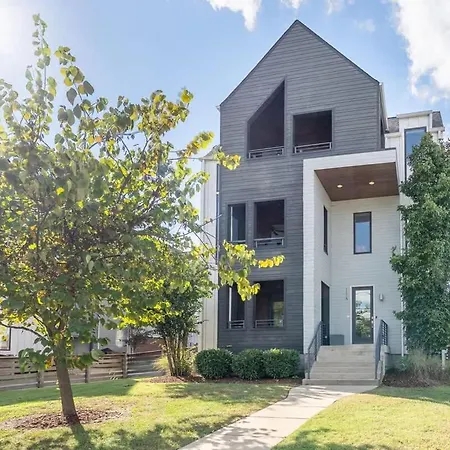 The Onyx Opal By Local Holiday home Nashville