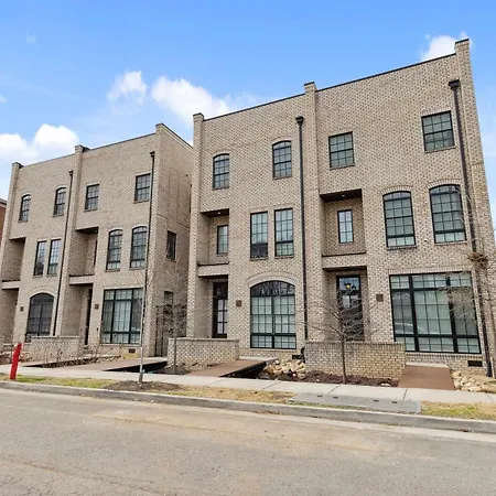 West End Oasis-new Building & Rooftop Views * Nashville