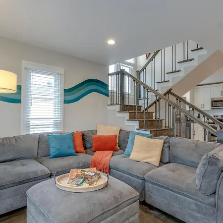 Walk About Hillsboro Village, 9 Mins To Downtown!