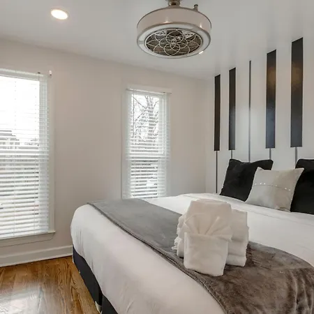 Steps From Vandy, Live Music-downtown 9 Mins Away! Apartment *