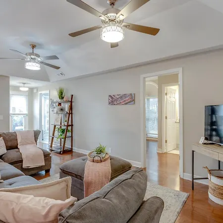 Holiday home Hillsboro Village-free Parking-9 Mins To Downtown! *