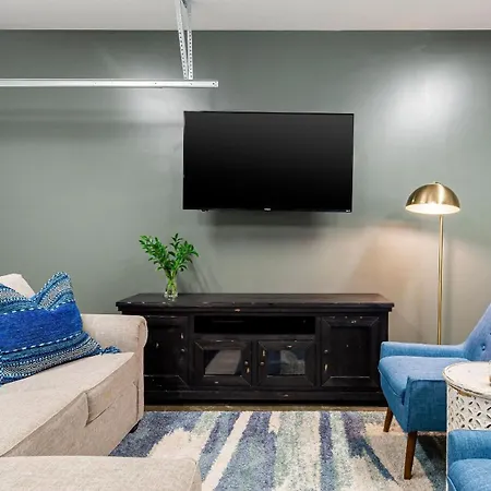 Apartment Waverly By Avantstay Nashville-inspired Townhome W Luxury Kitchen Pool Table Nashville