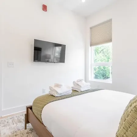 Apartment The Lyric Loft By Local *