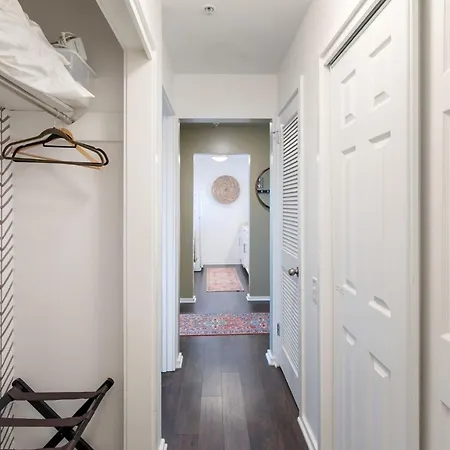 Downtown Riverfront Unit 762 Apartment *