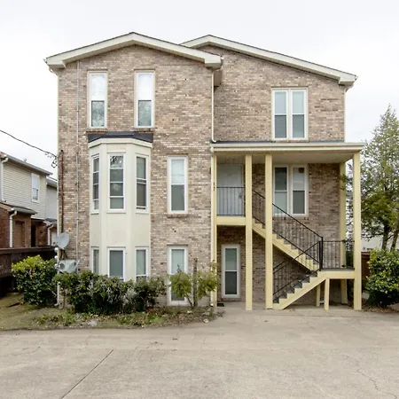 Apartment Steps From Vandy, Live Music-downtown 9 Mins Away! *
